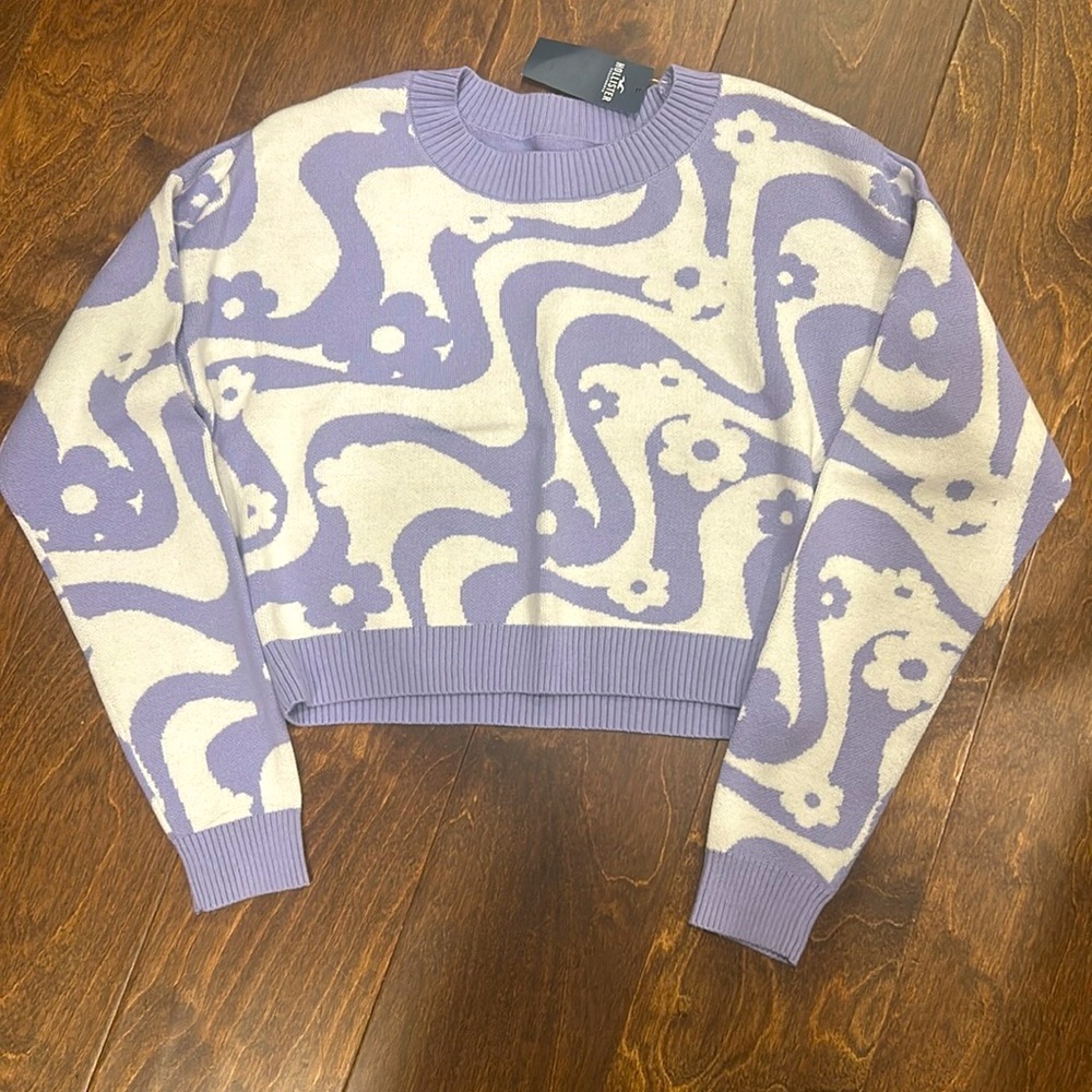 Hollister Purple Swirl Cropped Sweater Size S